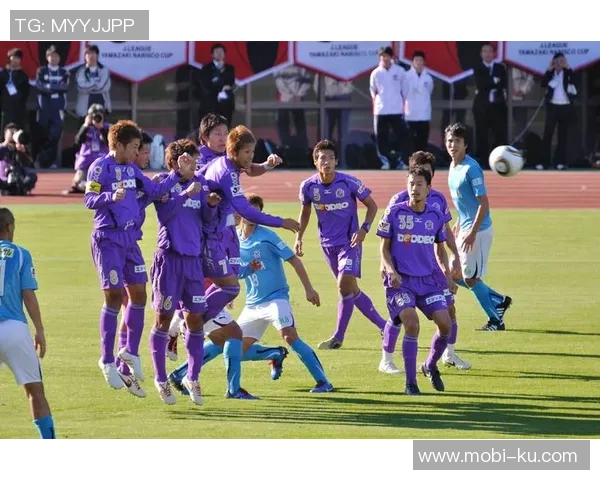 韩日足球荣耀之争蔚山亚冠对阵广岛引发关注